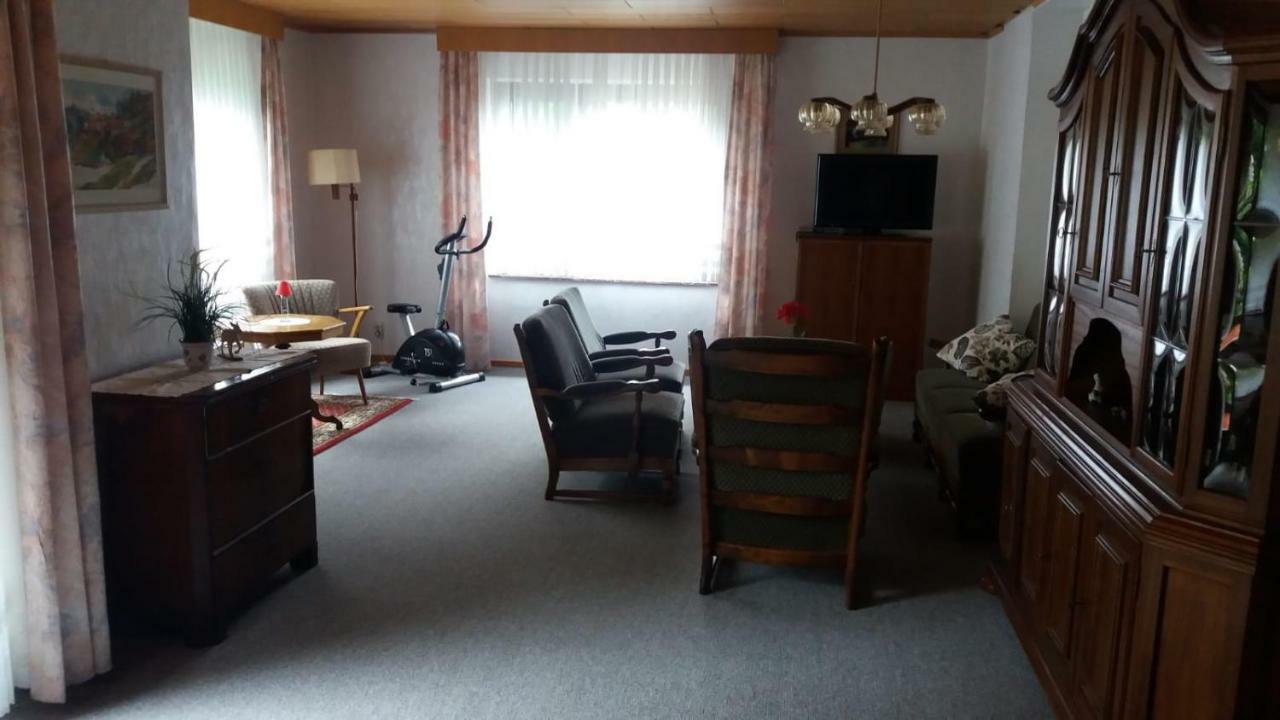 Ferienwohnung Im Waldwinkel Stadthagen Esterno foto